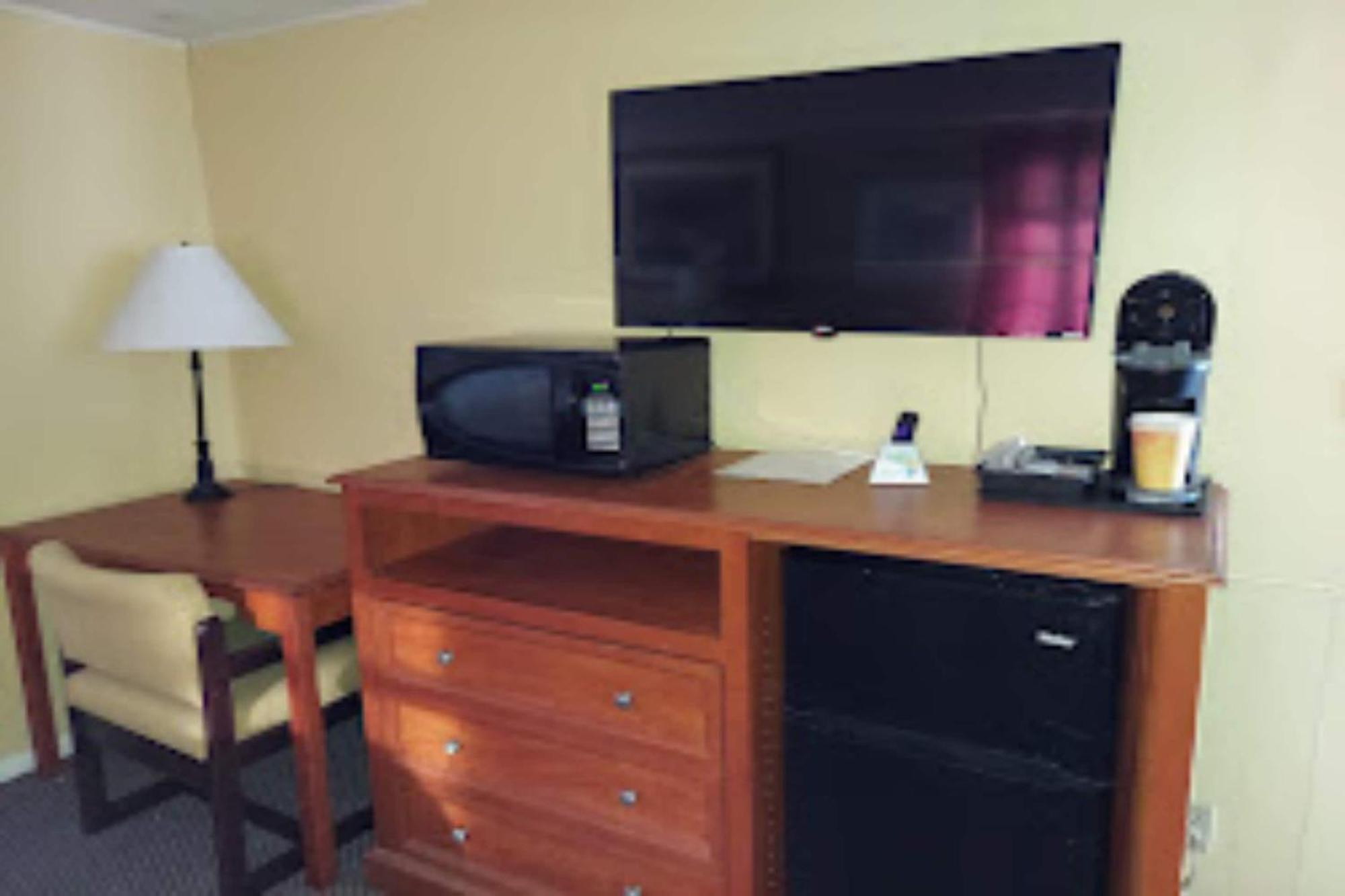 Colonial Inn Extended Stay By Oyo New Ulm Exteriör bild